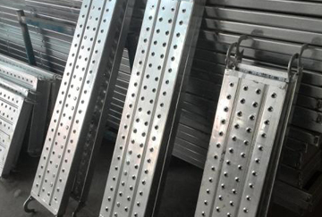 沈陽腳手架搭設(shè)基本構(gòu)架單元的構(gòu)成