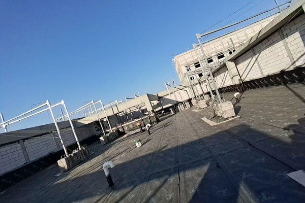 沈陽(yáng)腳手架出租搭建需要比建筑高嗎？